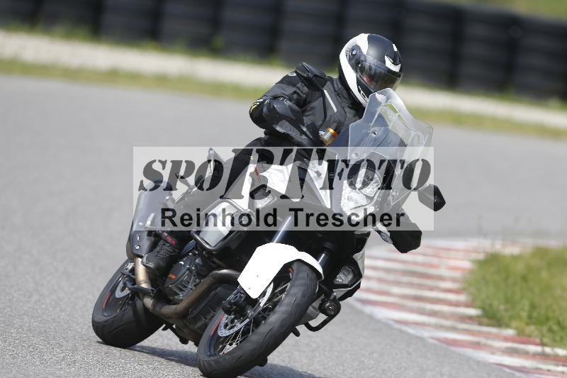 /Archiv-2024/17 01.05.2024 Speer Racing ADR/Schnuppertraining